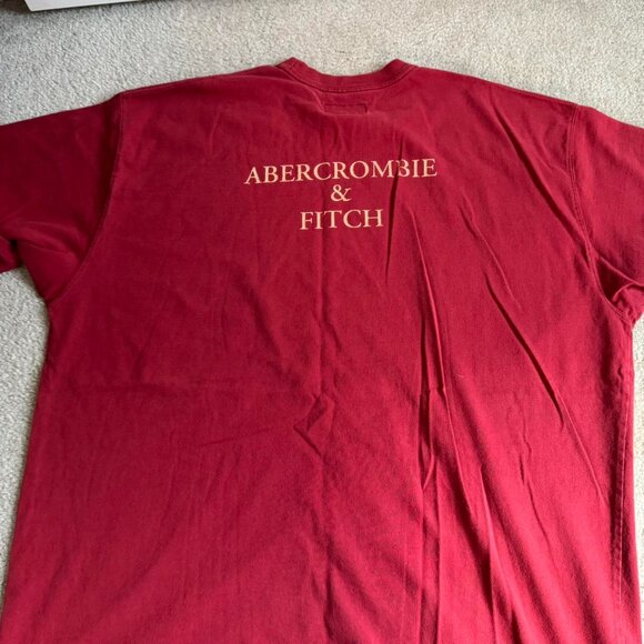 Vintage Y2K Abercrombie & Fitch Men's Red Burgundy Dragon T-shirt RARE - Picture 3 of 6